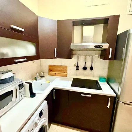 Apartament A Due Passi Dalla Metro *